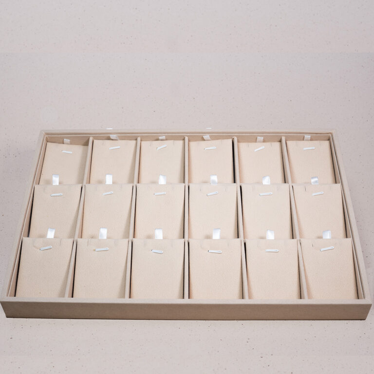 Exhibidor Tabla Para Juego De Joyas FR-504 Poliuretano 35 X 24 CMS