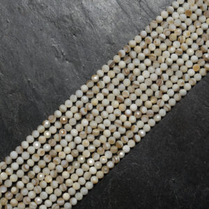 Piedra Natural Faceteada Nacar Beige DA-449